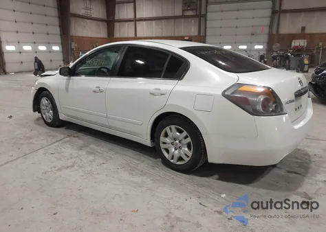 2010 Nissan Altima 2.5 S z USA, uszkodzony, nr VIN 1N4AL2AP6AN493728